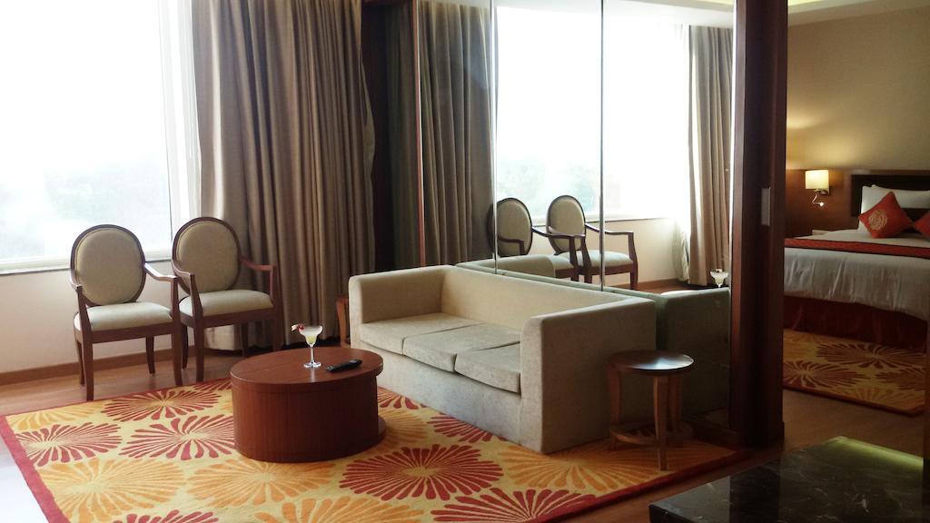 Country Inn & Suites By Radisson, Meerut Luaran gambar