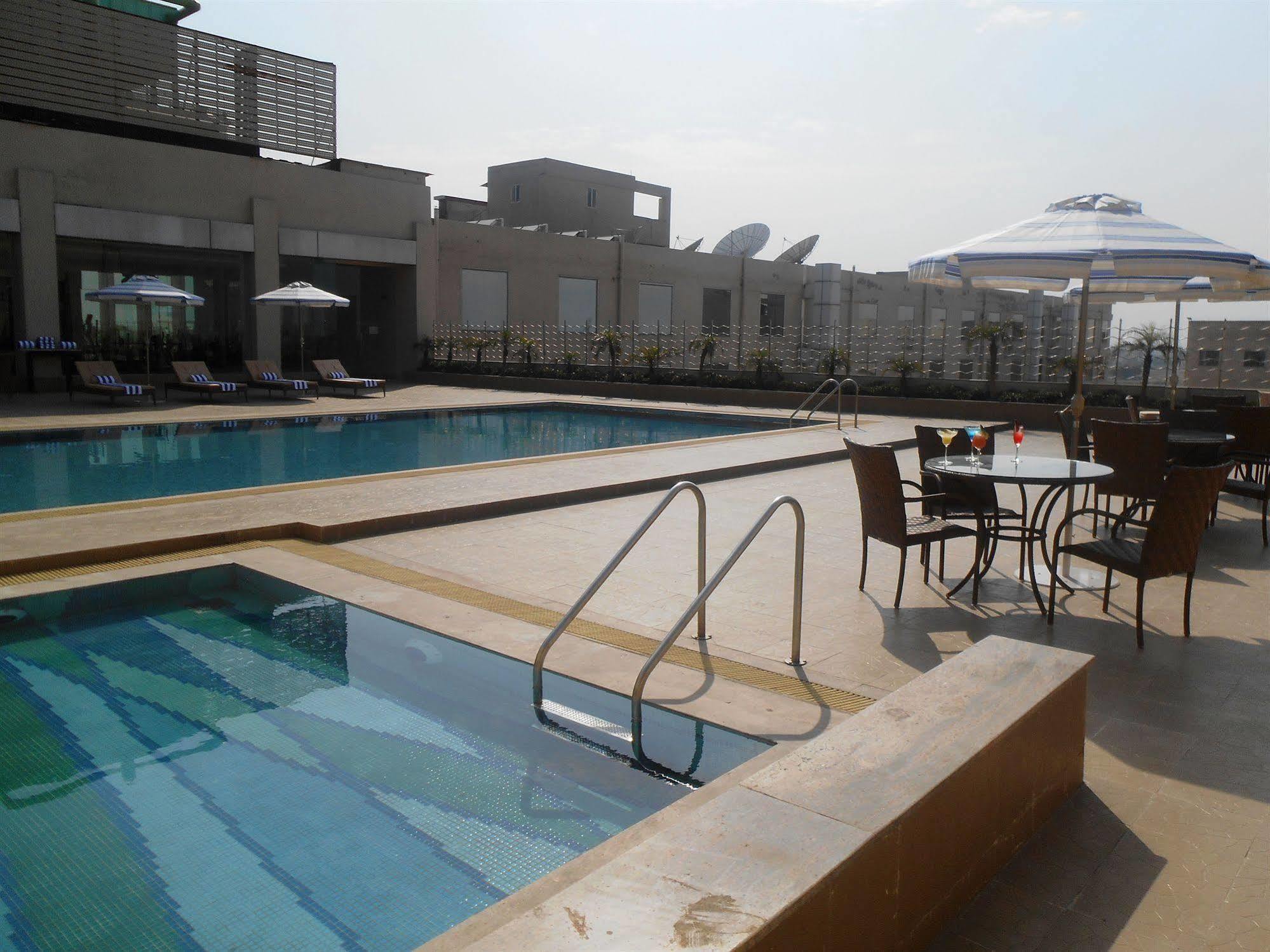 Country Inn & Suites By Radisson, Meerut Luaran gambar