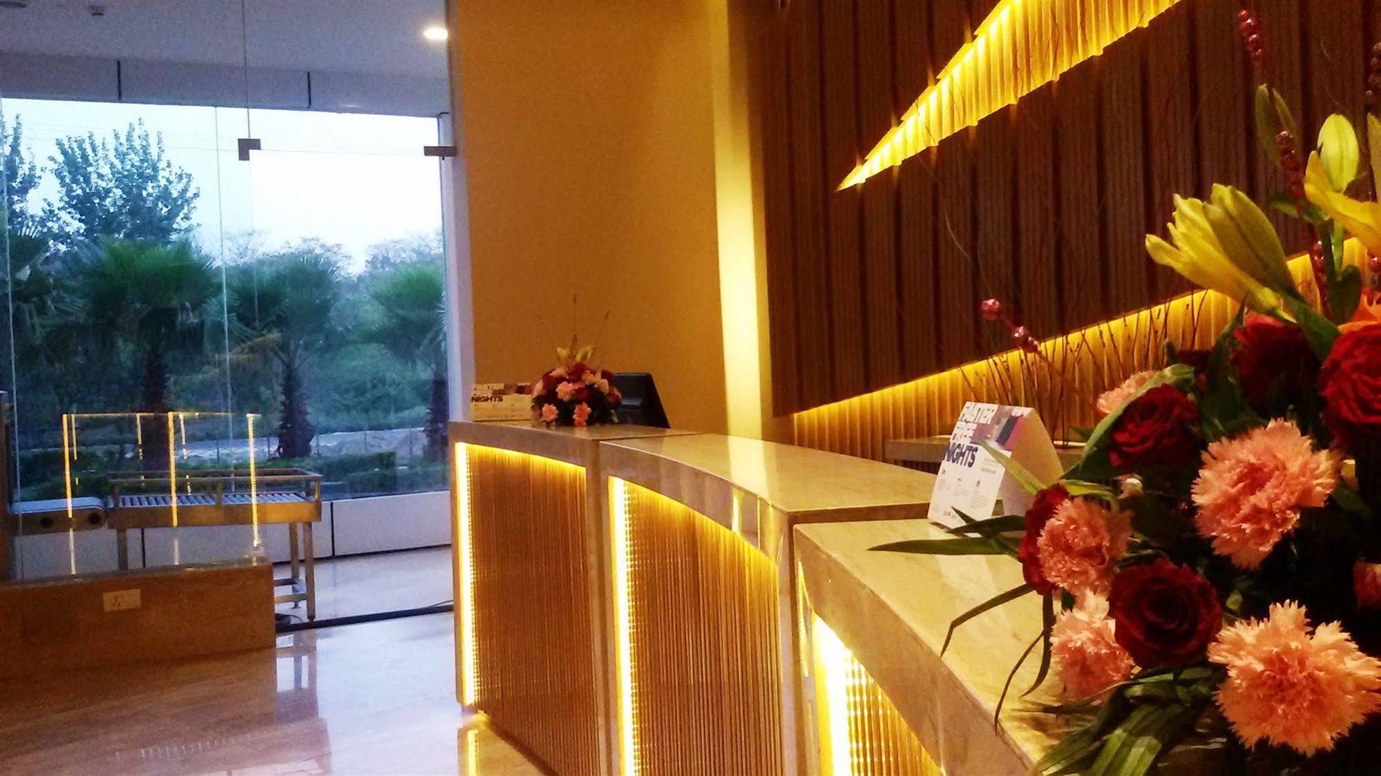 Country Inn & Suites By Radisson, Meerut Luaran gambar