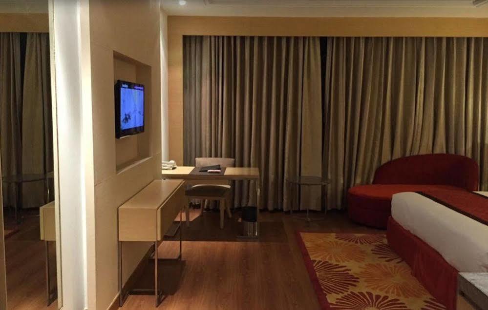 Country Inn & Suites By Radisson, Meerut Luaran gambar